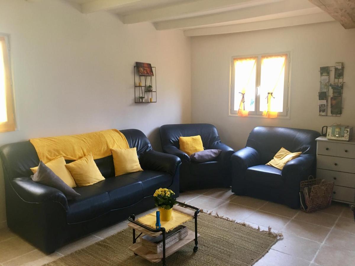 Le Grand Coudreau Bed & Breakfast Nazelles-Negron ภายนอก รูปภาพ