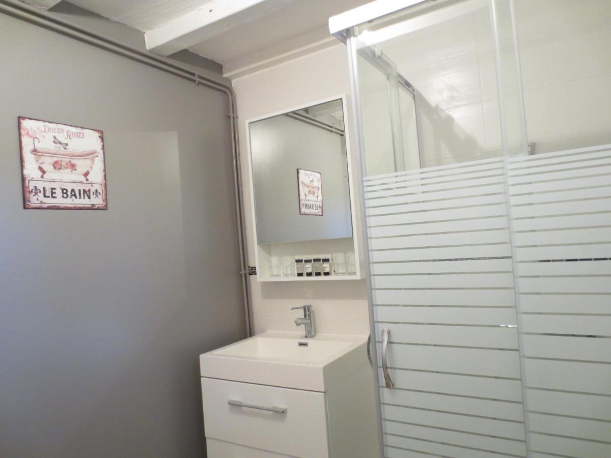 Le Grand Coudreau Bed & Breakfast Nazelles-Negron ภายนอก รูปภาพ